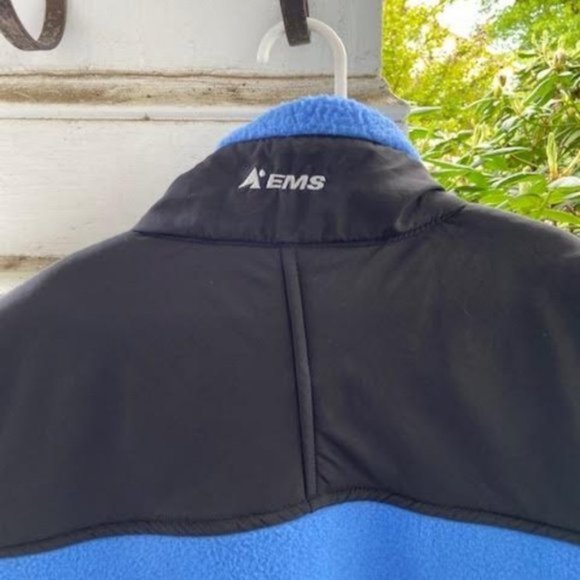 EMS Womens Eastern Mountain Sports Blue/Black Vest - Picture 5 of 7